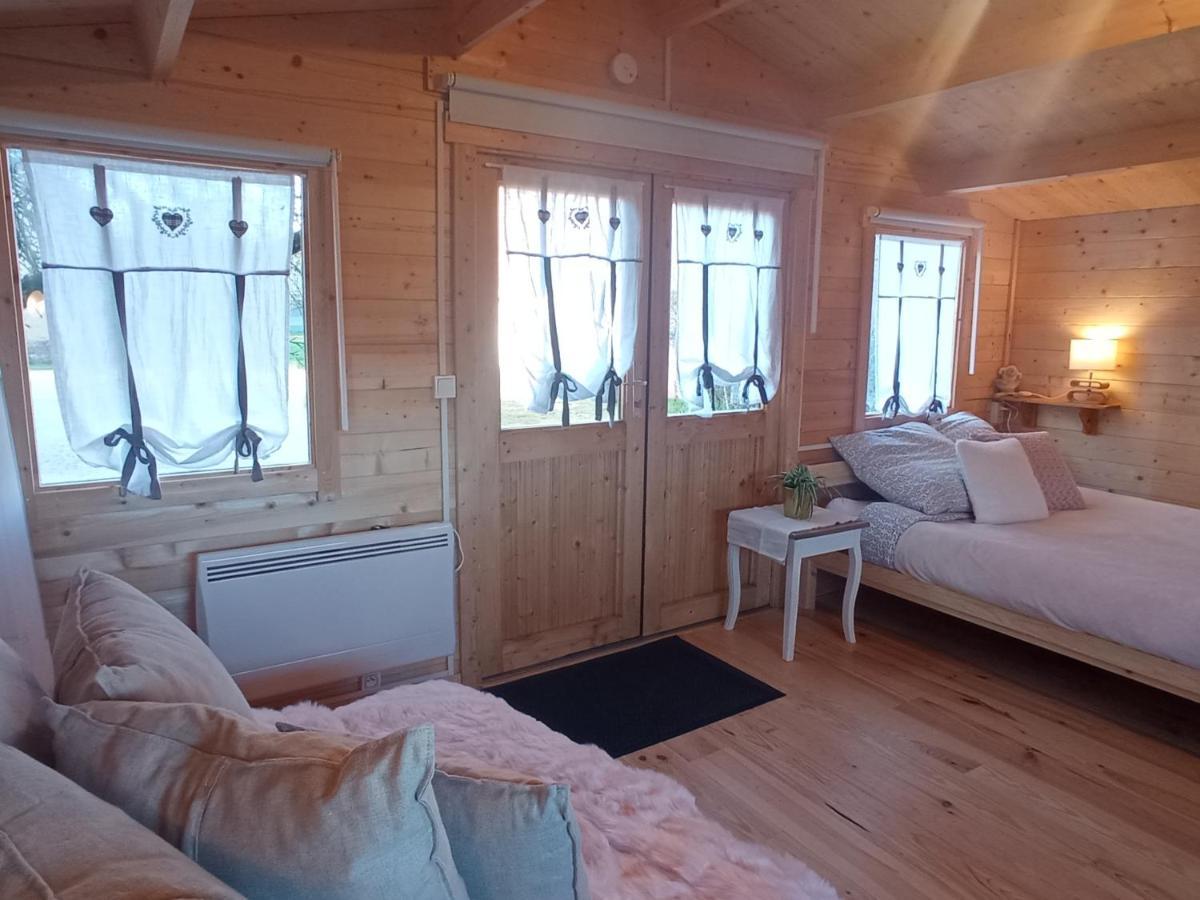 Chambre Studio Photo Chalet Sdb Partagee A Proximite Chavagne ภายนอก รูปภาพ