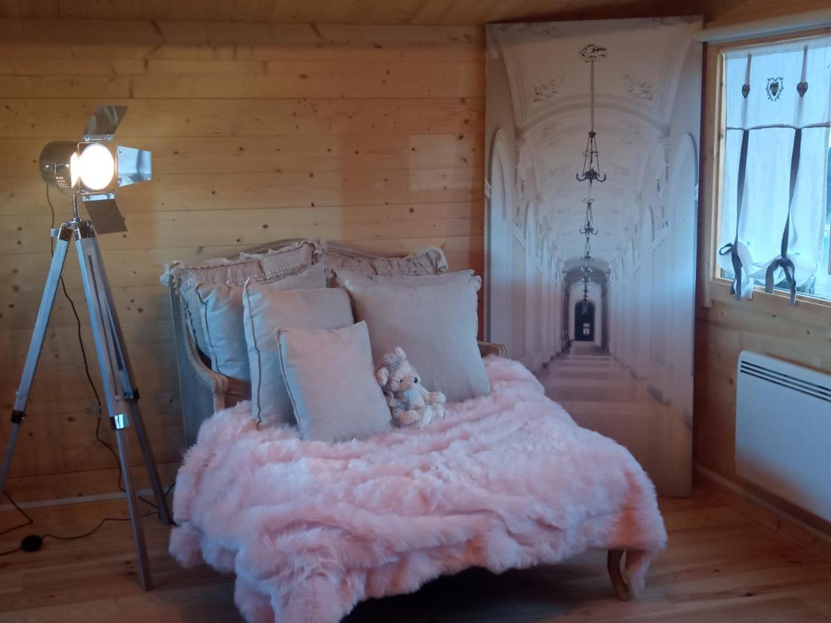 Chambre Studio Photo Chalet Sdb Partagee A Proximite Chavagne ภายนอก รูปภาพ
