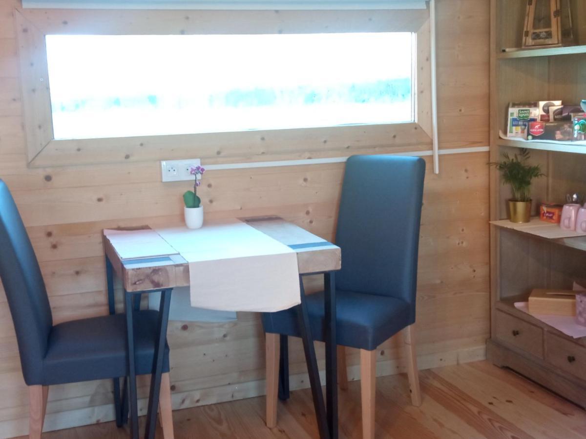 Chambre Studio Photo Chalet Sdb Partagee A Proximite Chavagne ภายนอก รูปภาพ