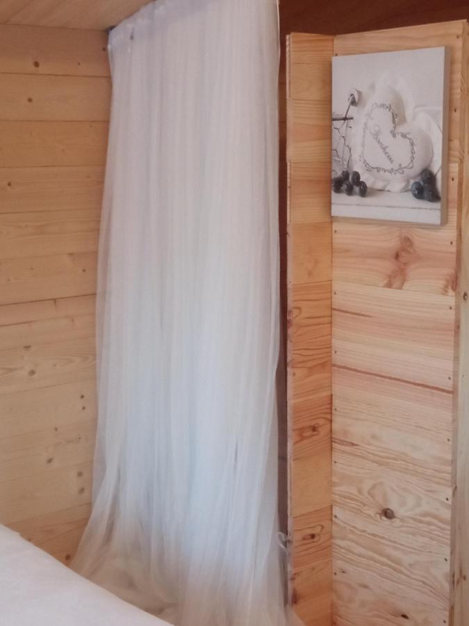 Chambre Studio Photo Chalet Sdb Partagee A Proximite Chavagne ภายนอก รูปภาพ