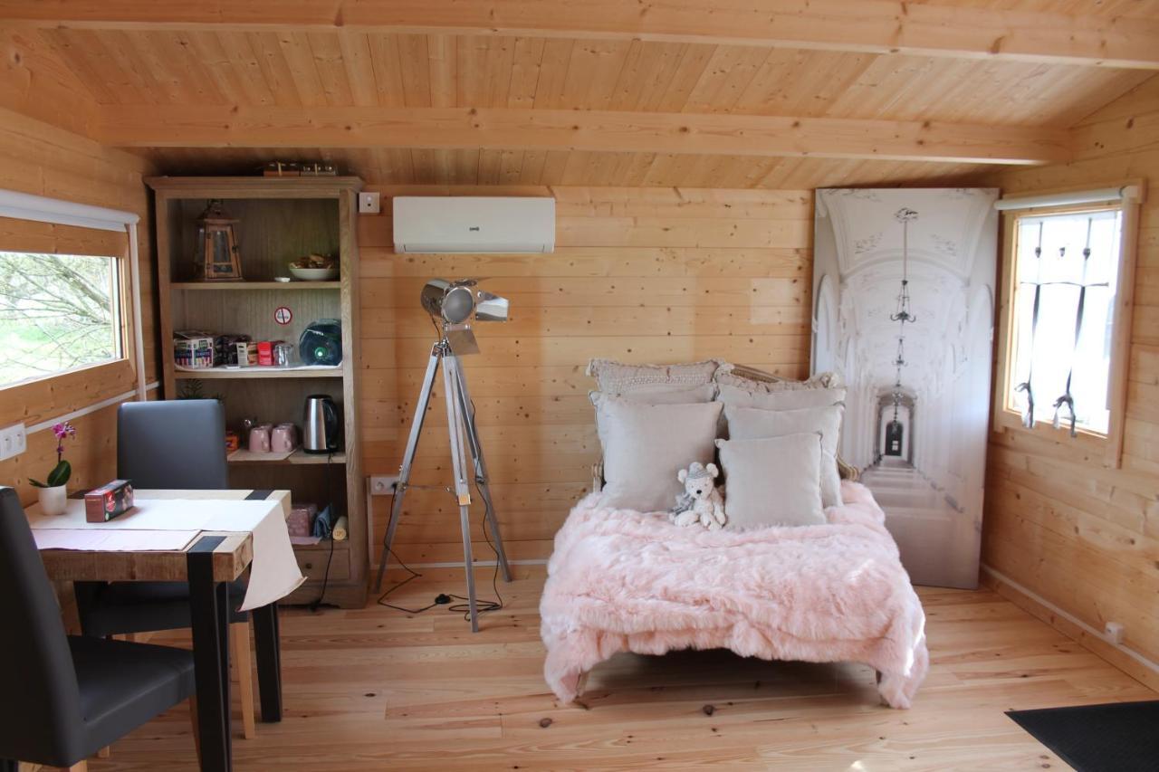 Chambre Studio Photo Chalet Sdb Partagee A Proximite Chavagne ภายนอก รูปภาพ